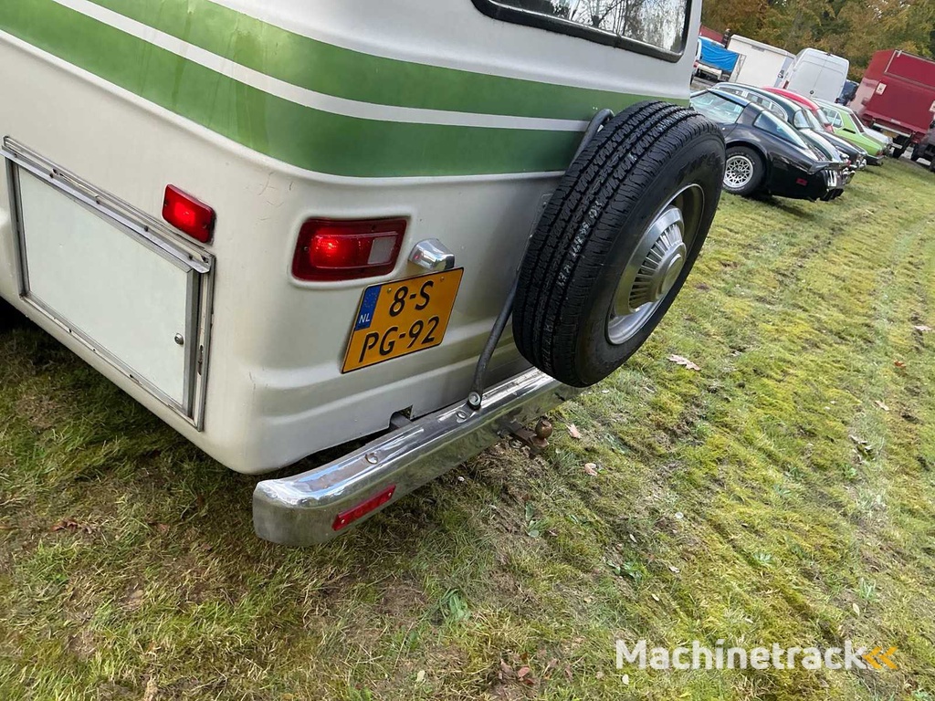 1978 Dodge B300 (228Explorer)