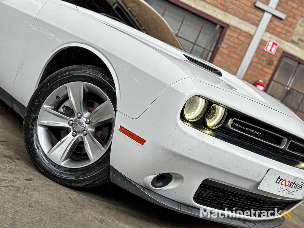 Dodge Challenger 3.6 V6 305pk 2016