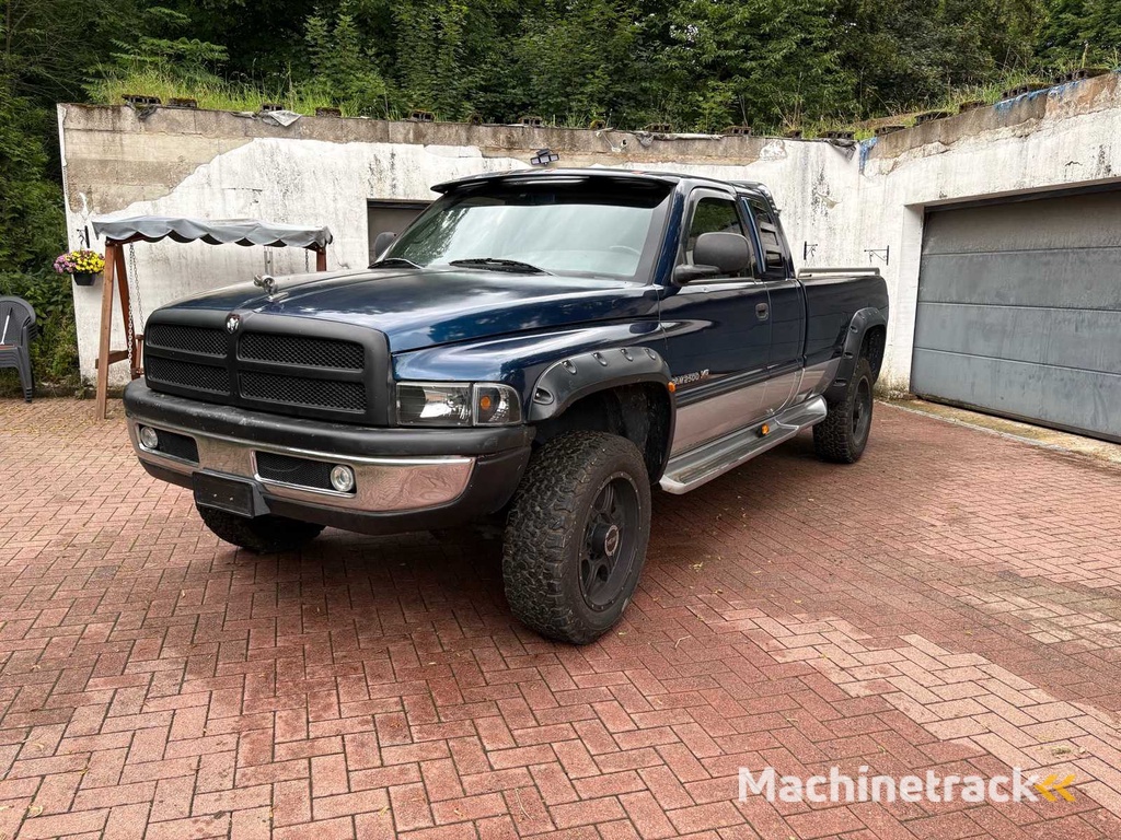 DODGE RAM 2500 V10 8.0L - Verlengde cabine (US-model)