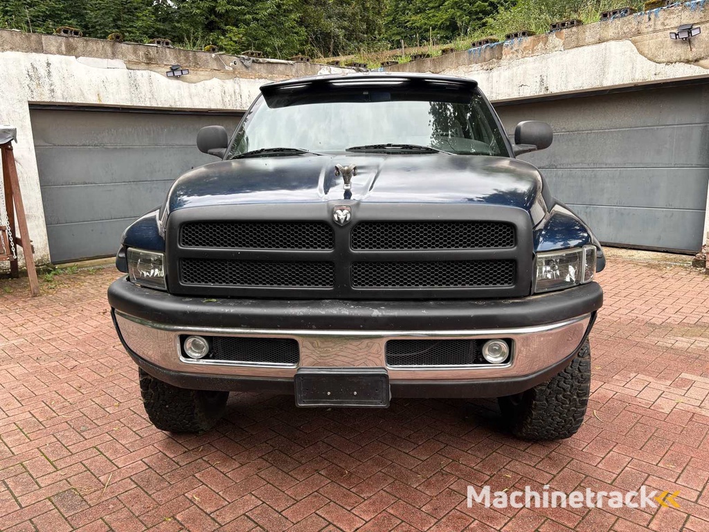 DODGE RAM 2500 V10 8.0L - Verlengde cabine (US-model)