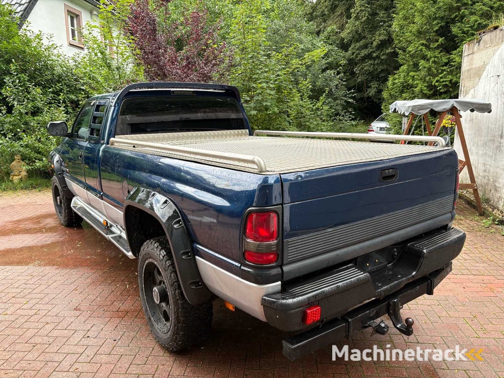 DODGE RAM 2500 V10 8.0L - Verlengde cabine (US-model)