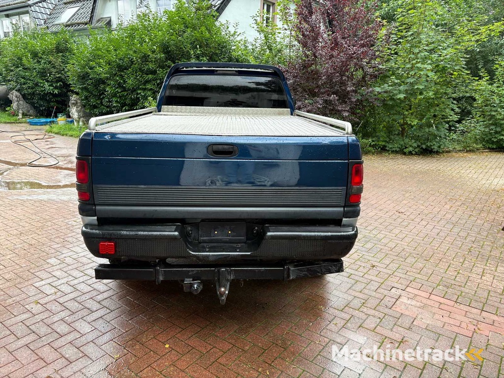 DODGE RAM 2500 V10 8.0L - Verlengde cabine (US-model)