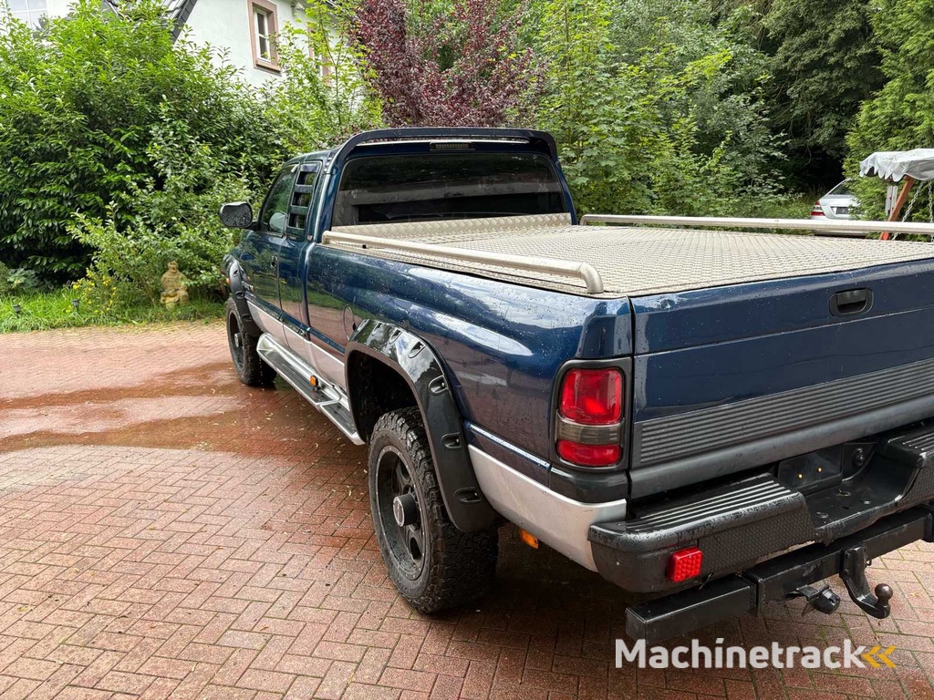 DODGE RAM 2500 V10 8.0L - Verlengde cabine (US-model)