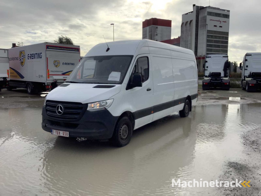 2021 Mercedes-Benz L2U3 Sprinter Transporter
