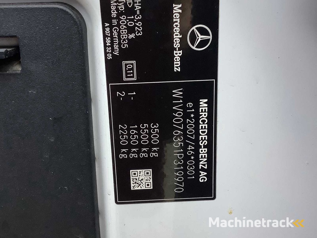 2021 Mercedes-Benz L2U3 Sprinter Transporter