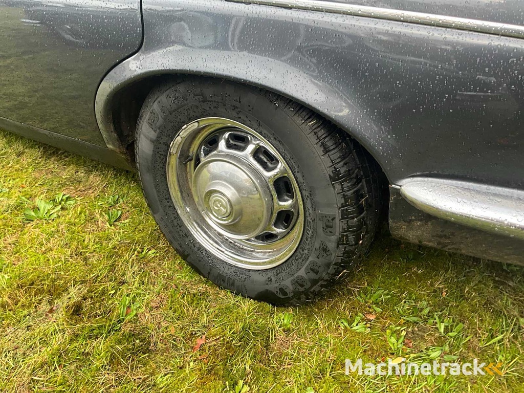 1976 Daimler Double Six Van Den Plas