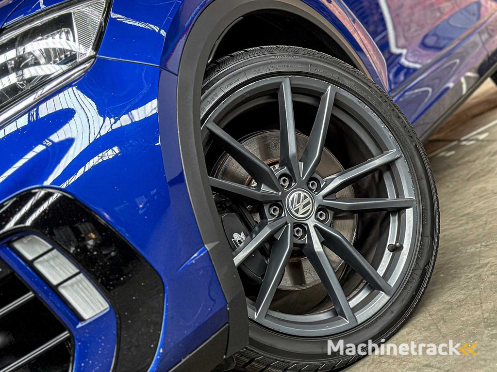 Volkswagen T-Roc R 2.0 TSI 4Motion -AKRAPOVIC- 300pk 2020