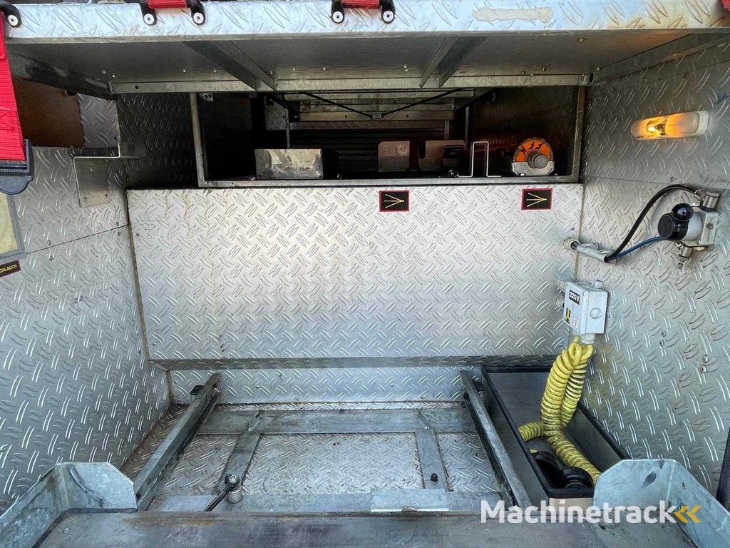 Mercedes-Benz - 1120 4X4 - Seilwinde Feuerwehrauto