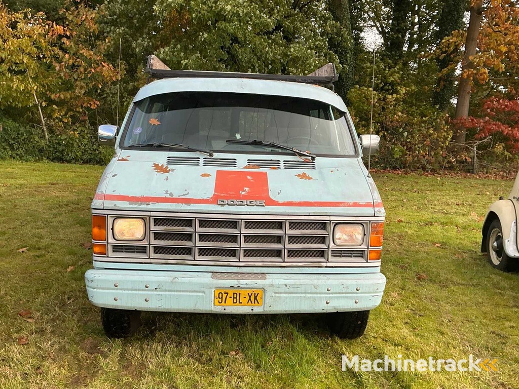 1991 Dodge B350 Van