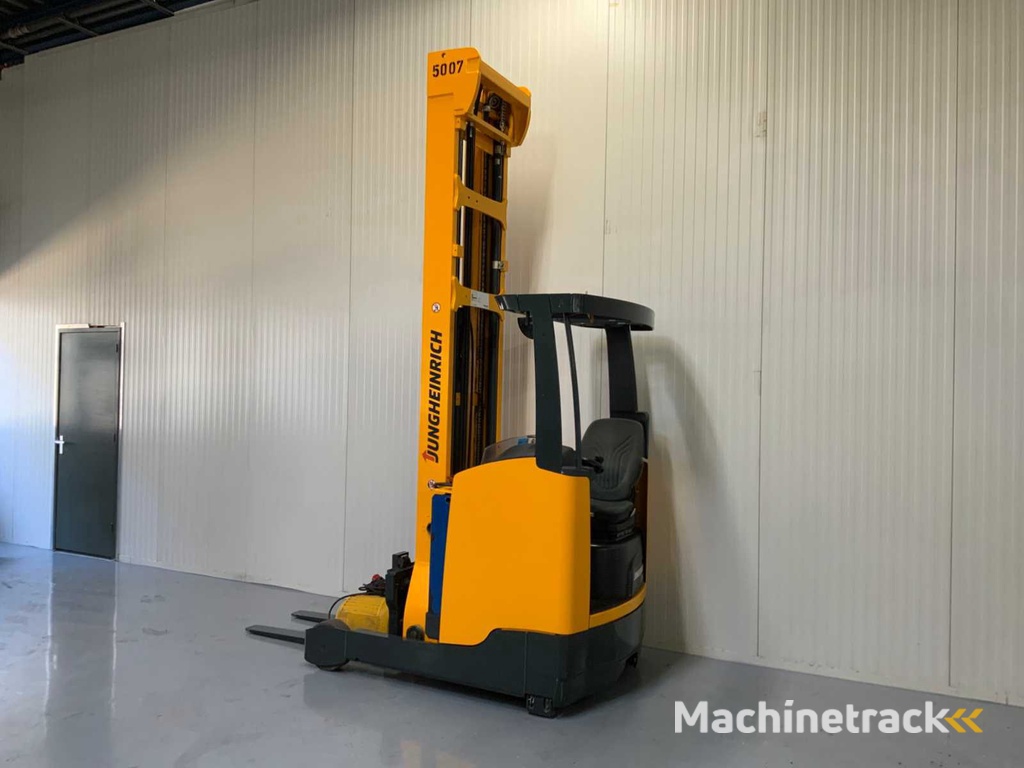 Jungheinrich ETV 216 Reach truck