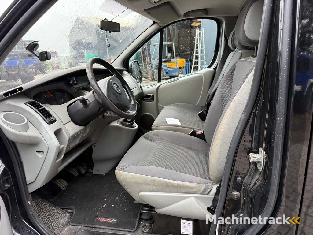 Opel - Vivaro - 2.0 CDTI L2H1 DC - Bedrijfswagen