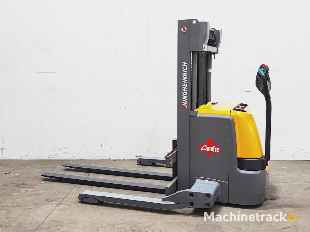 Jungheinrich - 2017 - EJC B16 - Stapelaar