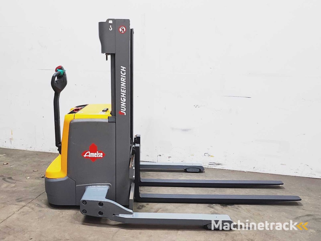 Jungheinrich - 2017 - EJC B16 - Stapelaar