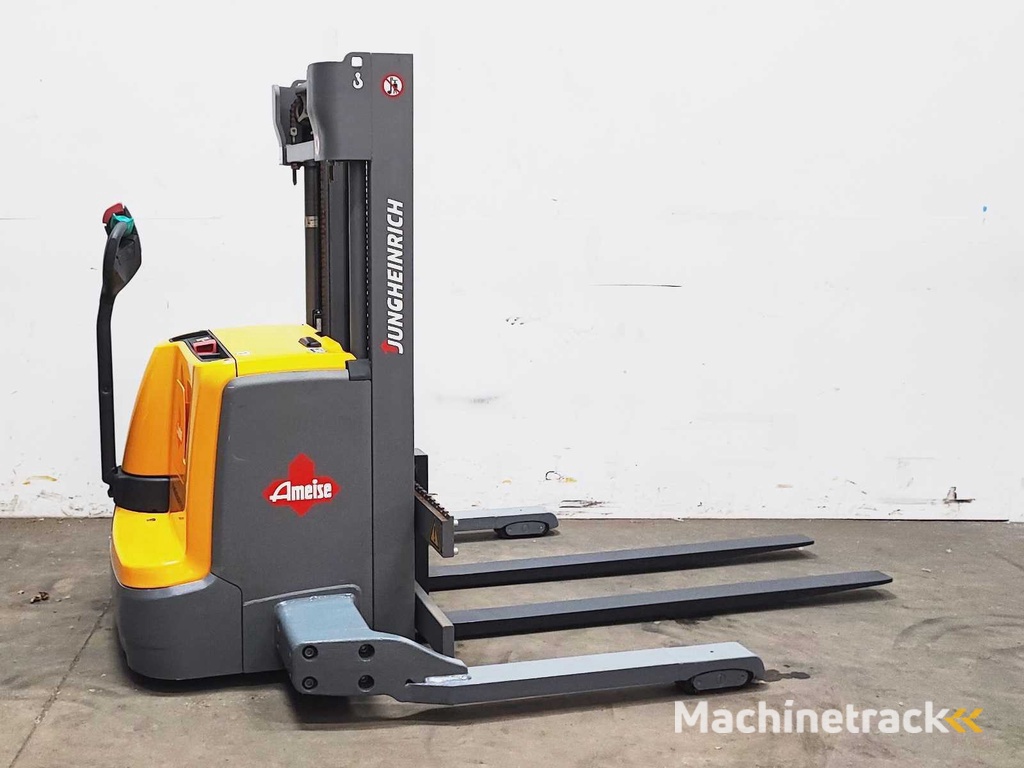 Jungheinrich - 2017 - EJC B16 - Stapelaar