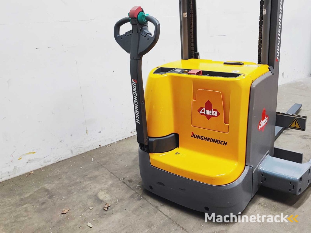 Jungheinrich - 2017 - EJC B16 - Stapelaar