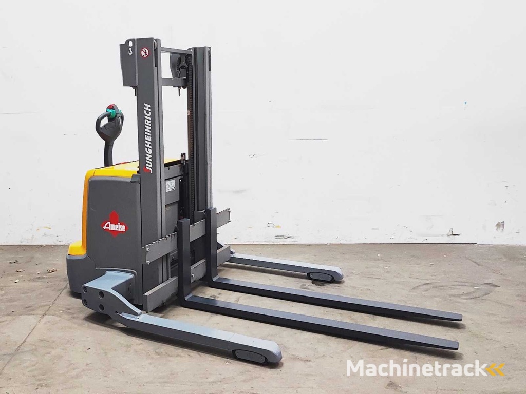 Jungheinrich - 2017 - EJC B16 - Stapelaar