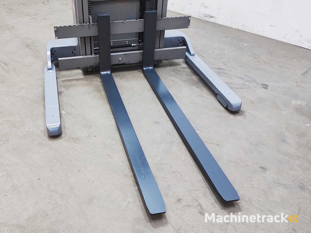 Jungheinrich - 2017 - EJC B16 - Stapelaar