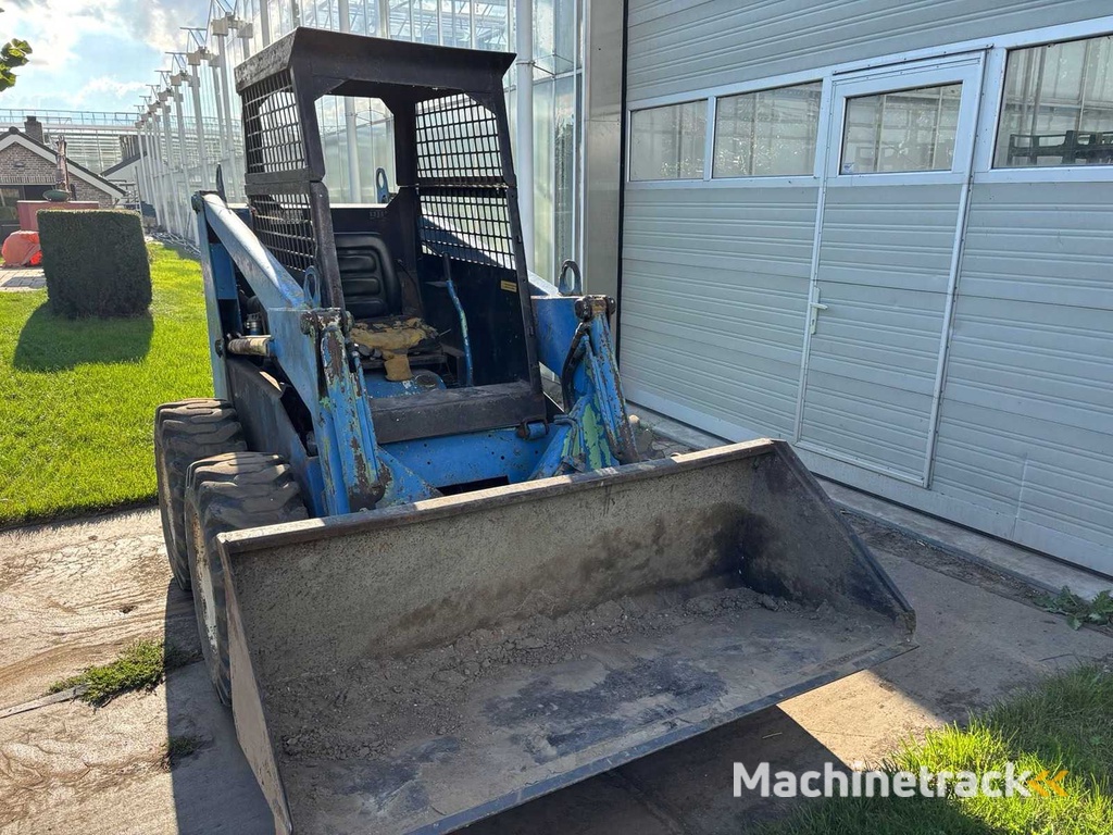 Bobcat - 825 - Skid Steer Loader
