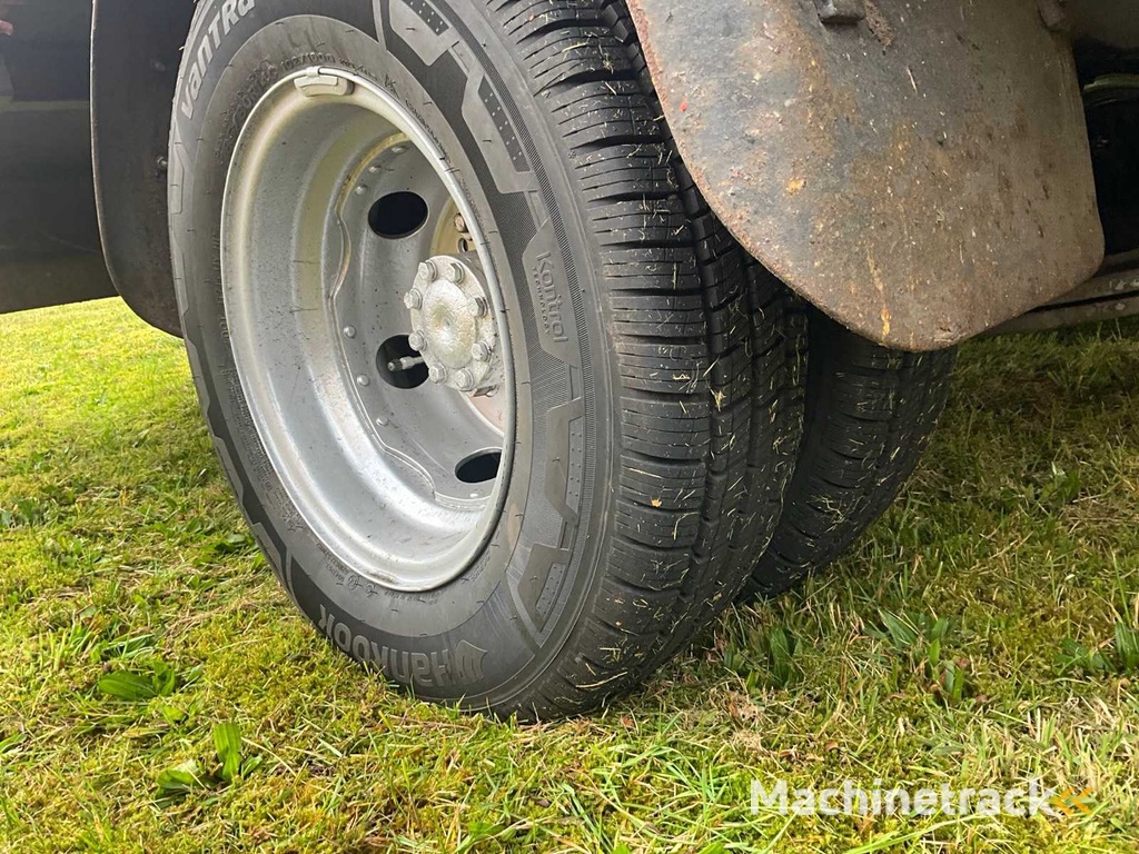 1979 Bedford 97K60-Z1 Auto ambulance