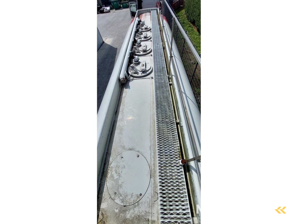 LAG - Tank trailer - Semi-trailer