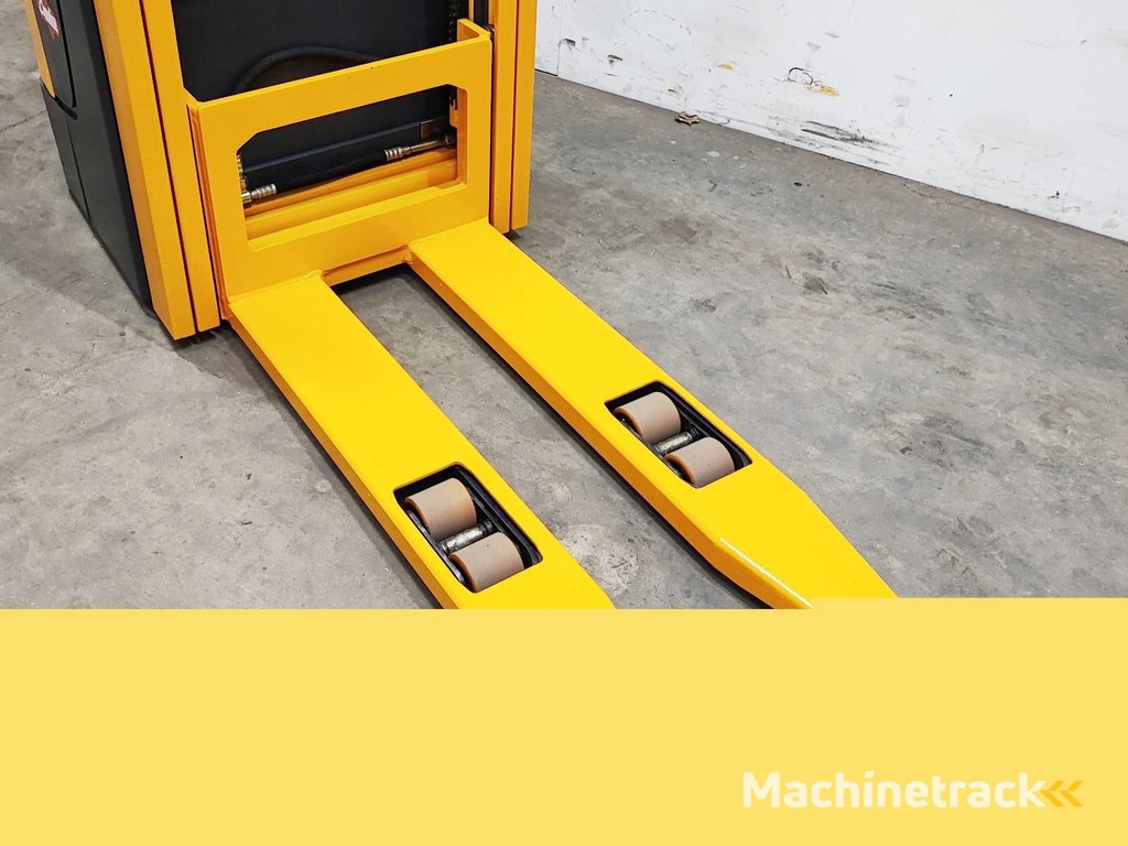 Jungheinrich - 2009 - ERC 214 - Stapelaar