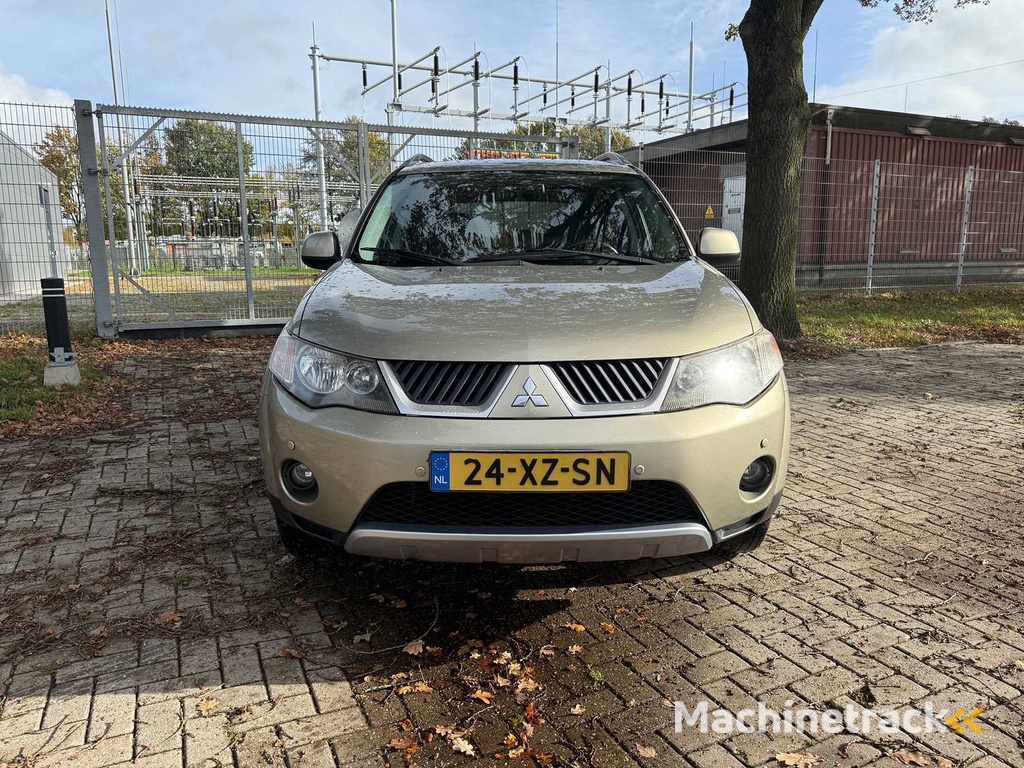Mitsubishi - Outlander - 2.4 Intro Edit. 2WD - Car - 2007