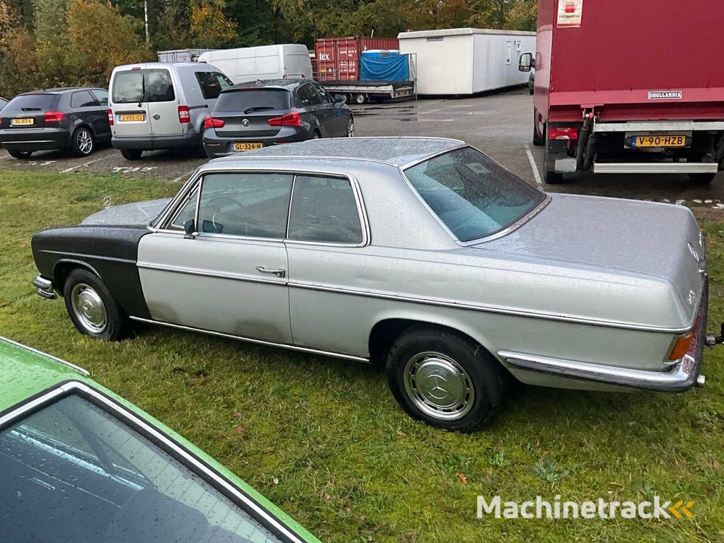 1969 Mercedes-benz 250 coupé (W114)