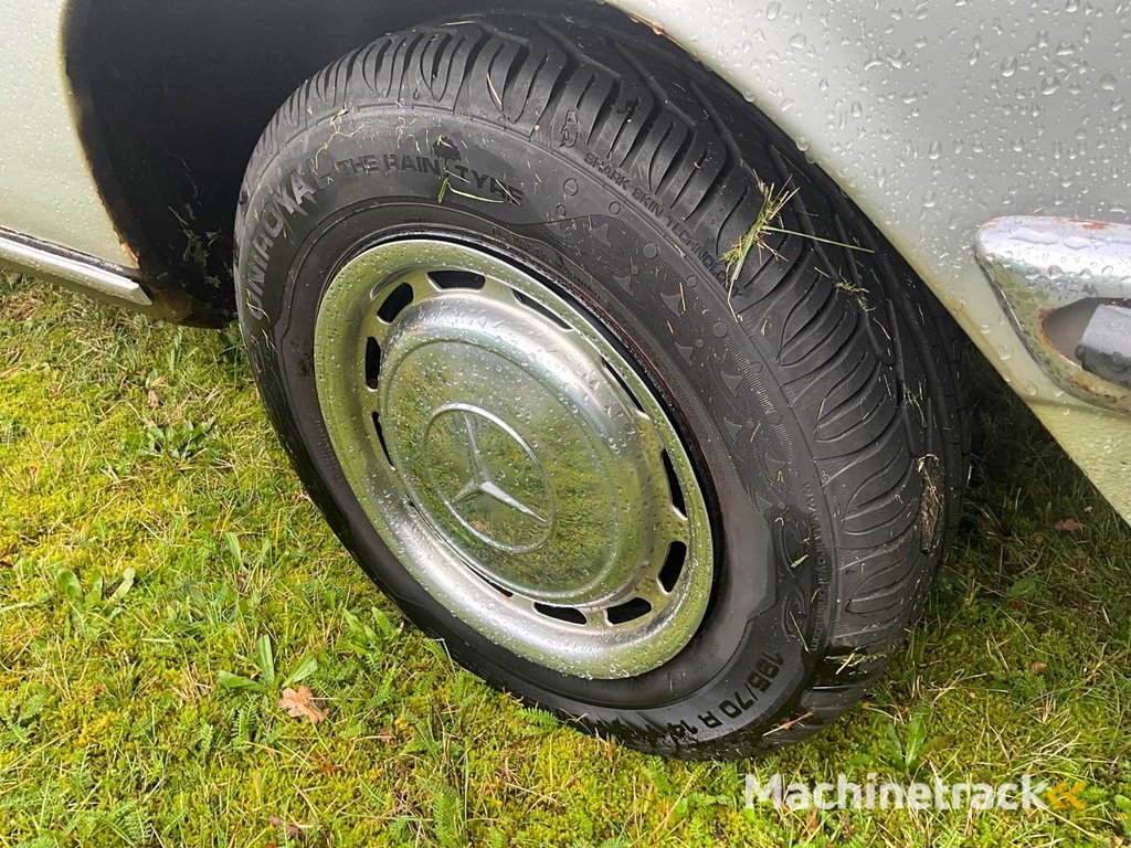 1969 Mercedes-benz 250 coupé (W114)
