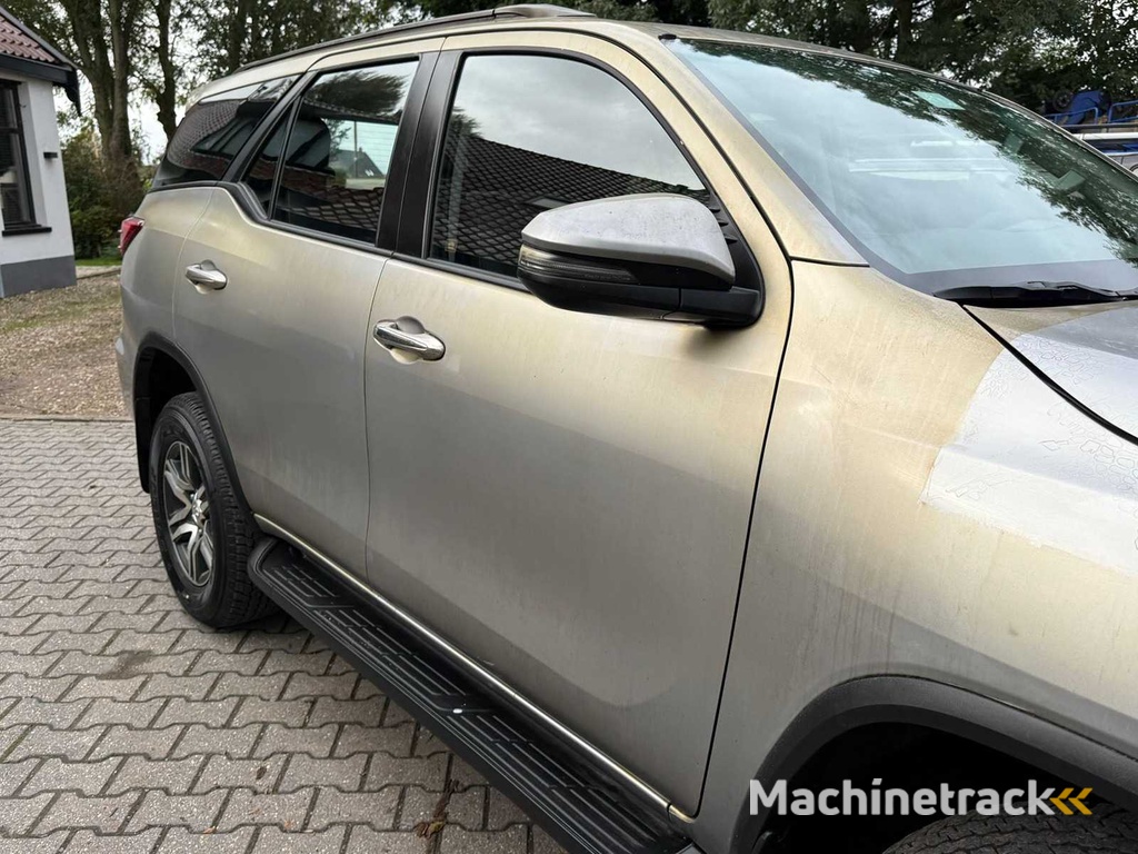 Toyota - 2025 - Fortunner - Auto