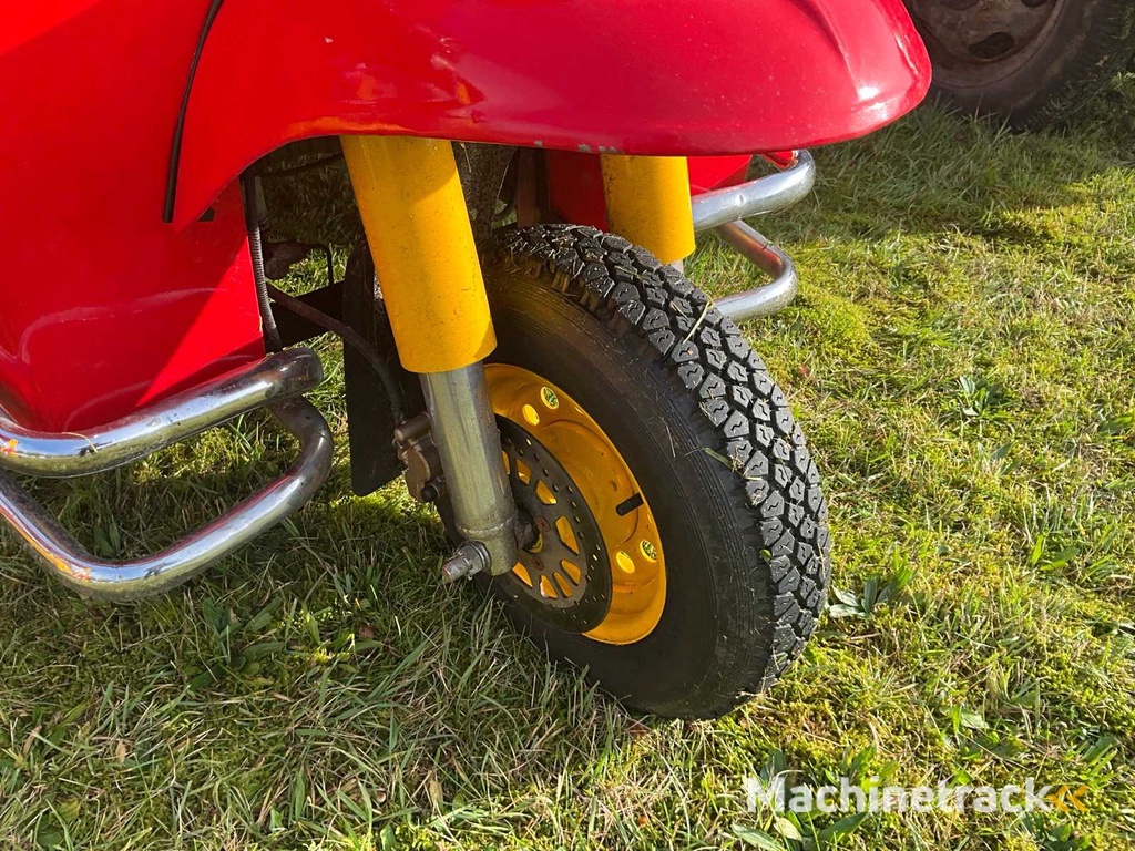 2008 Monika L5650SPG3 Tuktuk