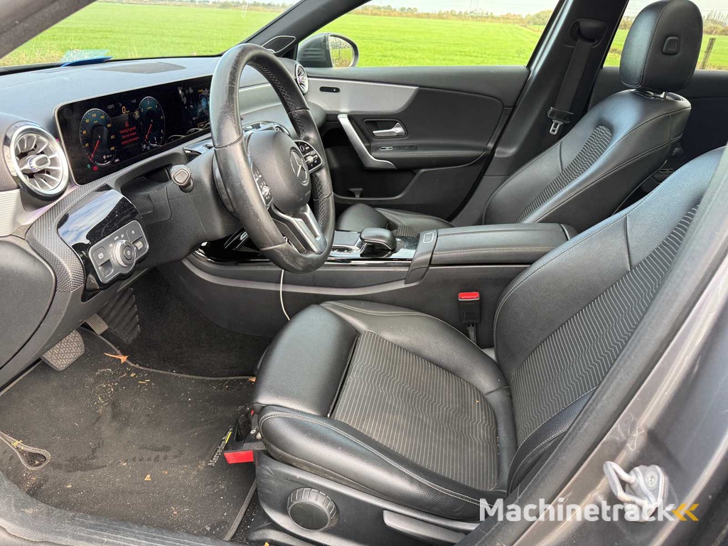 Mercedes-Benz - A-Klasse - 180 d Bns Sol. AMG - PKW