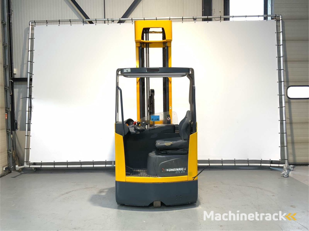 Jungheinrich ETV 214 - 7.7M Triplex, Free-Lift, Side-Shift - Reach truck