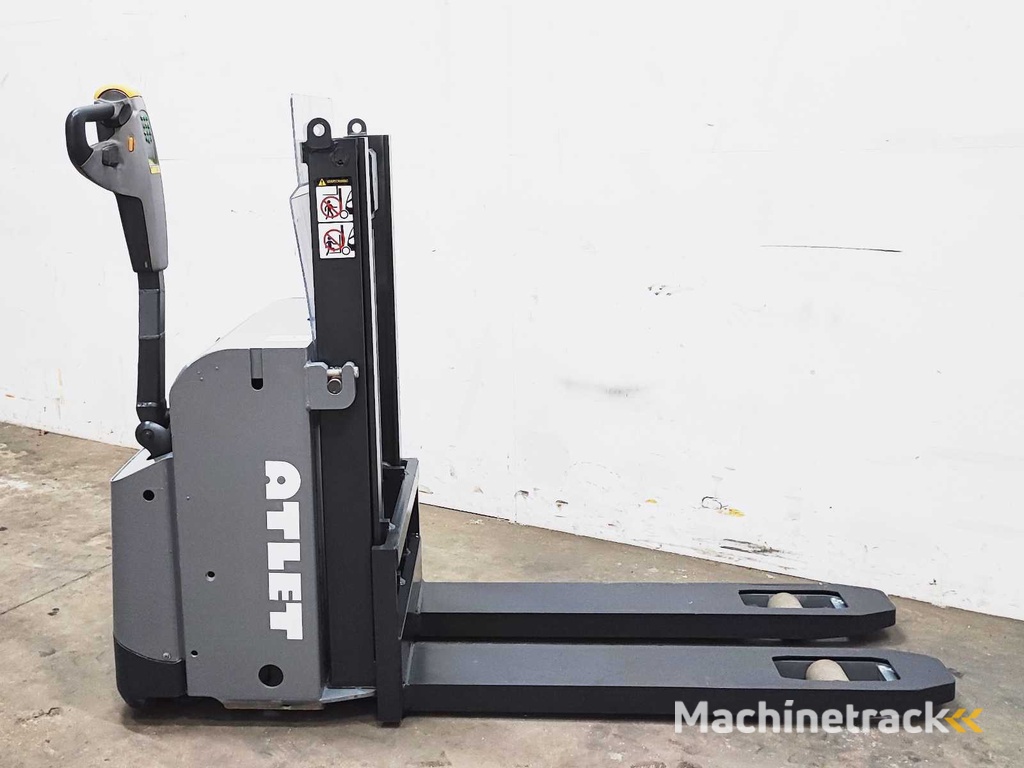 Atlet - - PSL125 - Stapelaar