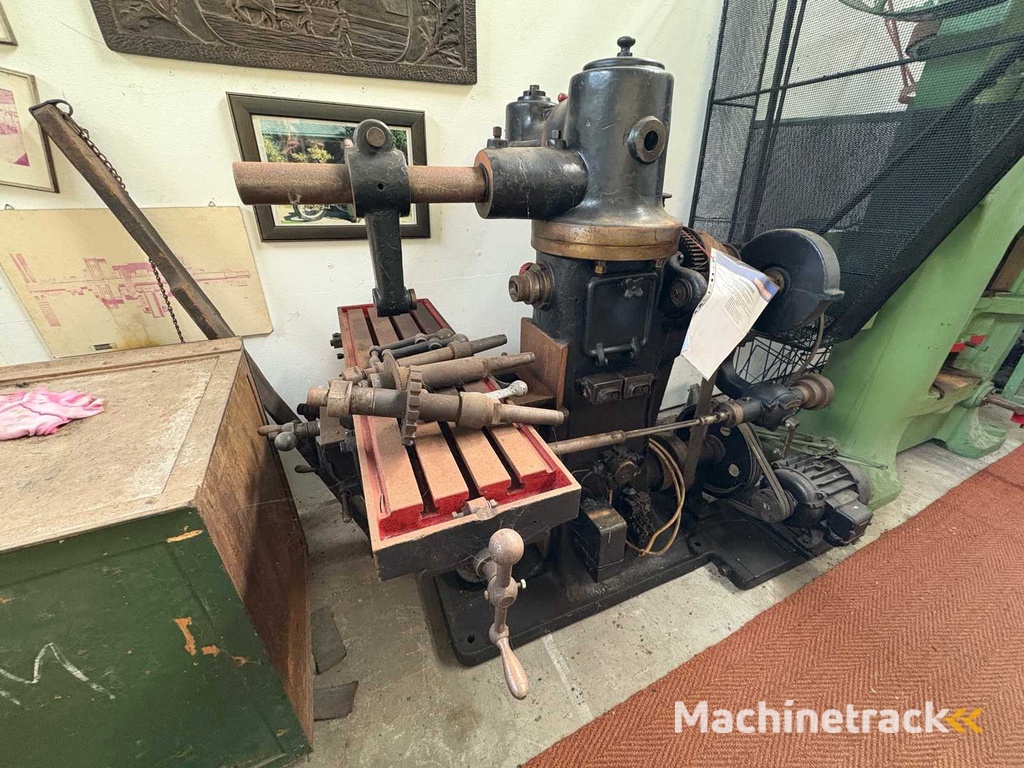 Schatten uit de industriële geschiedenis – 50 historische machines uit 90 jaar