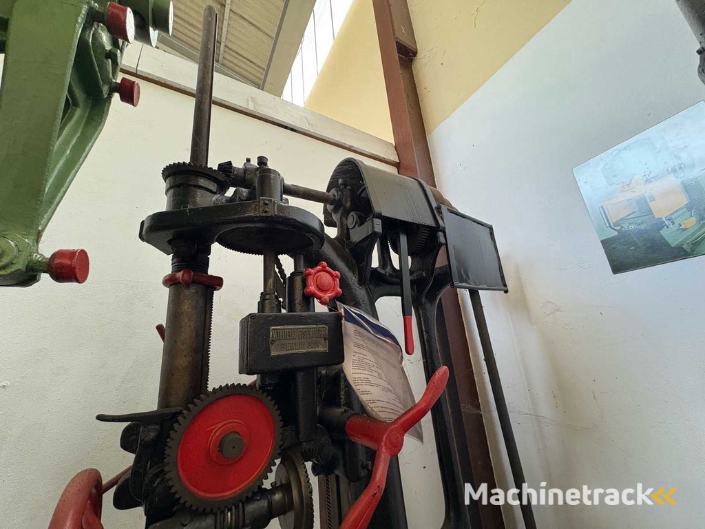 Schatten uit de industriële geschiedenis – 50 historische machines uit 90 jaar