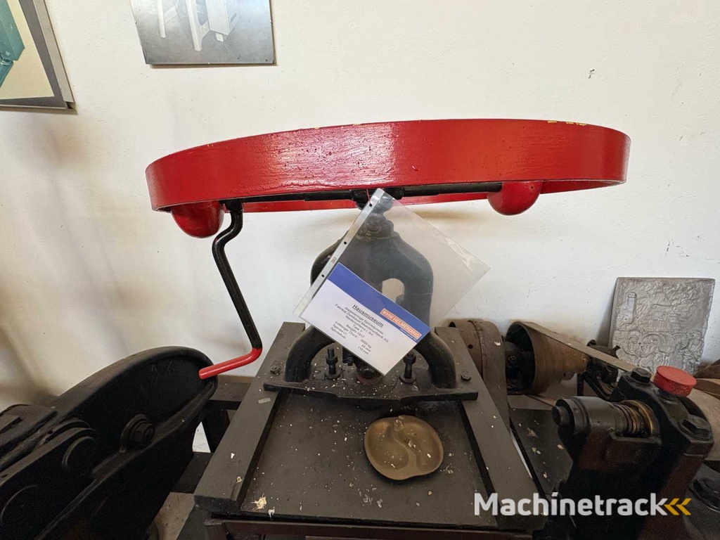 Schatten uit de industriële geschiedenis – 50 historische machines uit 90 jaar