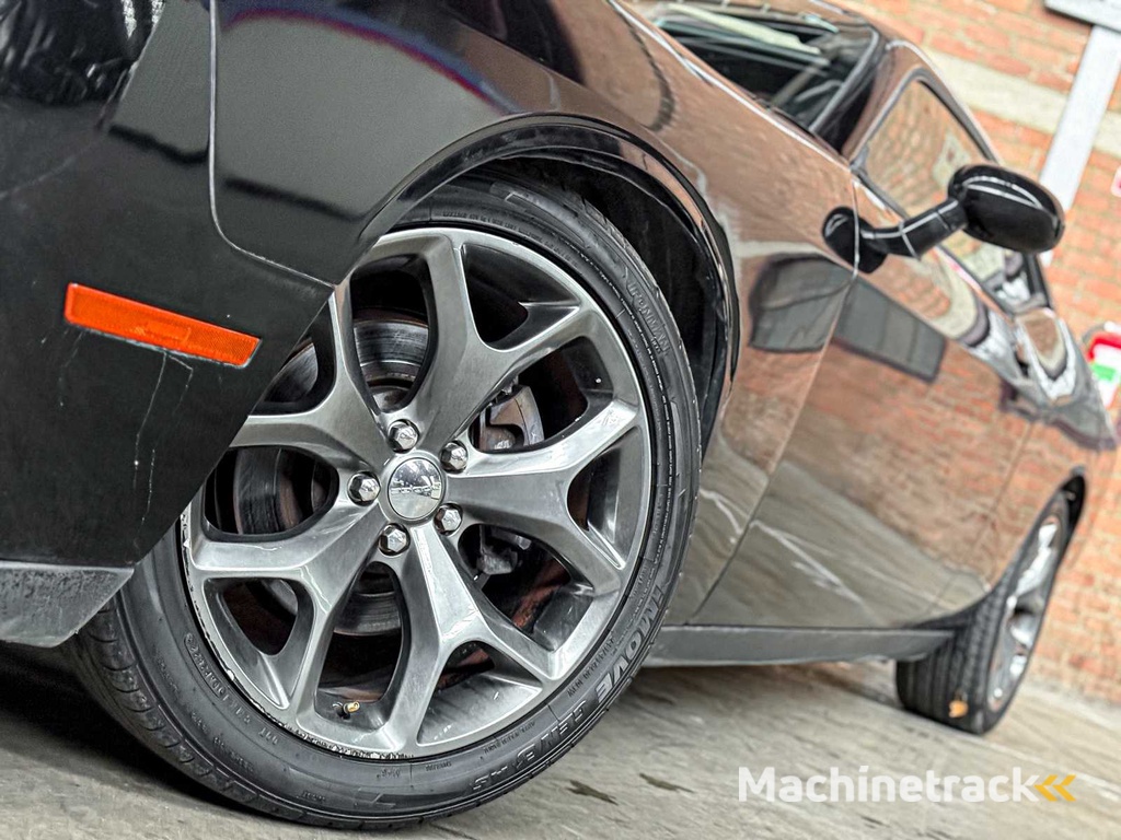 Dodge Challenger SXT PLUS 3.6 V6 305pk 2015