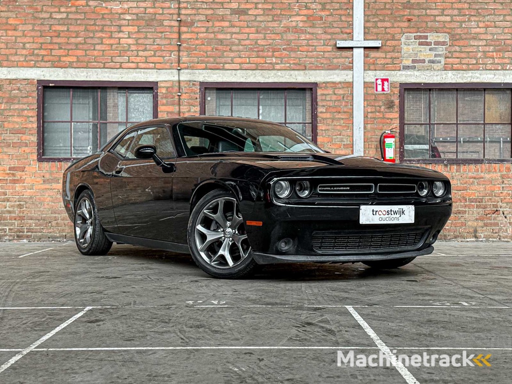 Dodge Challenger SXT PLUS 3.6 V6 305pk 2015