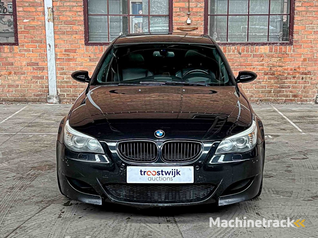 BMW M5 5.0 V10 E60 507pk 2008 5-Serie YOUNGTIMER