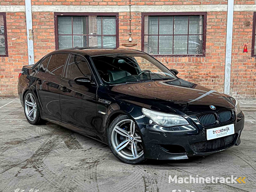 BMW M5 5.0 V10 E60 507pk 2008 5-Serie YOUNGTIMER