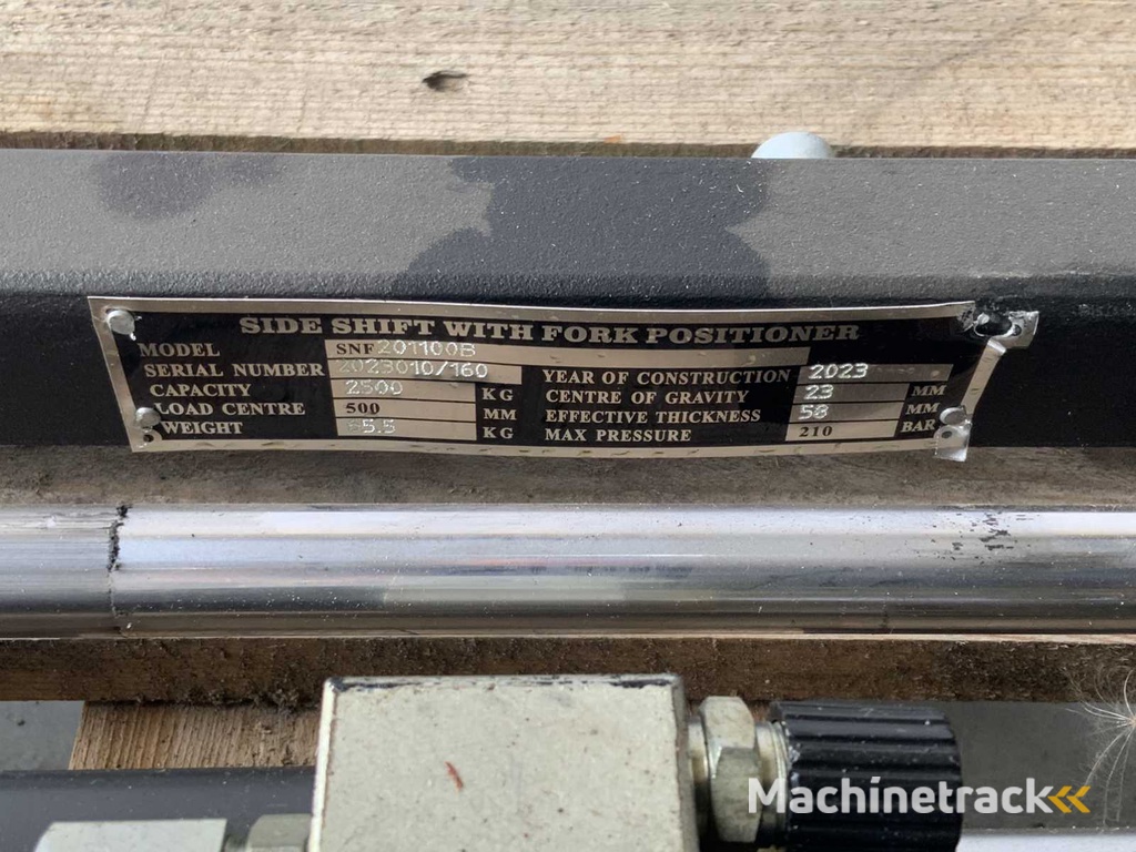 Zinkenverstellgerät mit Seitenschieber - Zubehör für Gabelstapler Fem 2 2.5T