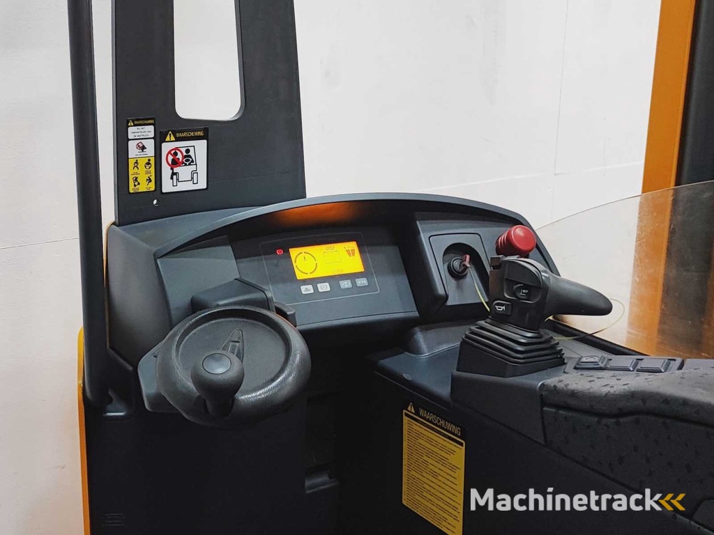 Jungheinrich - 2004 - ETV 214 - Reach truck