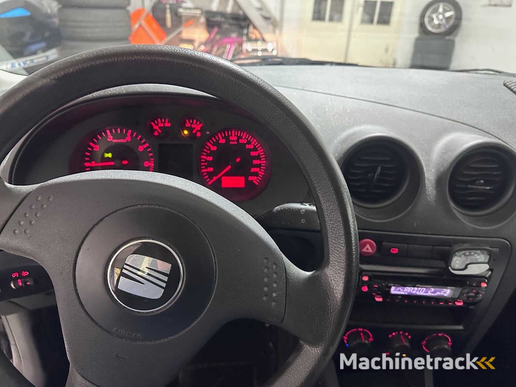 SEAT - Ibiza - 1.4-16V Stella - 51-ND-LR
