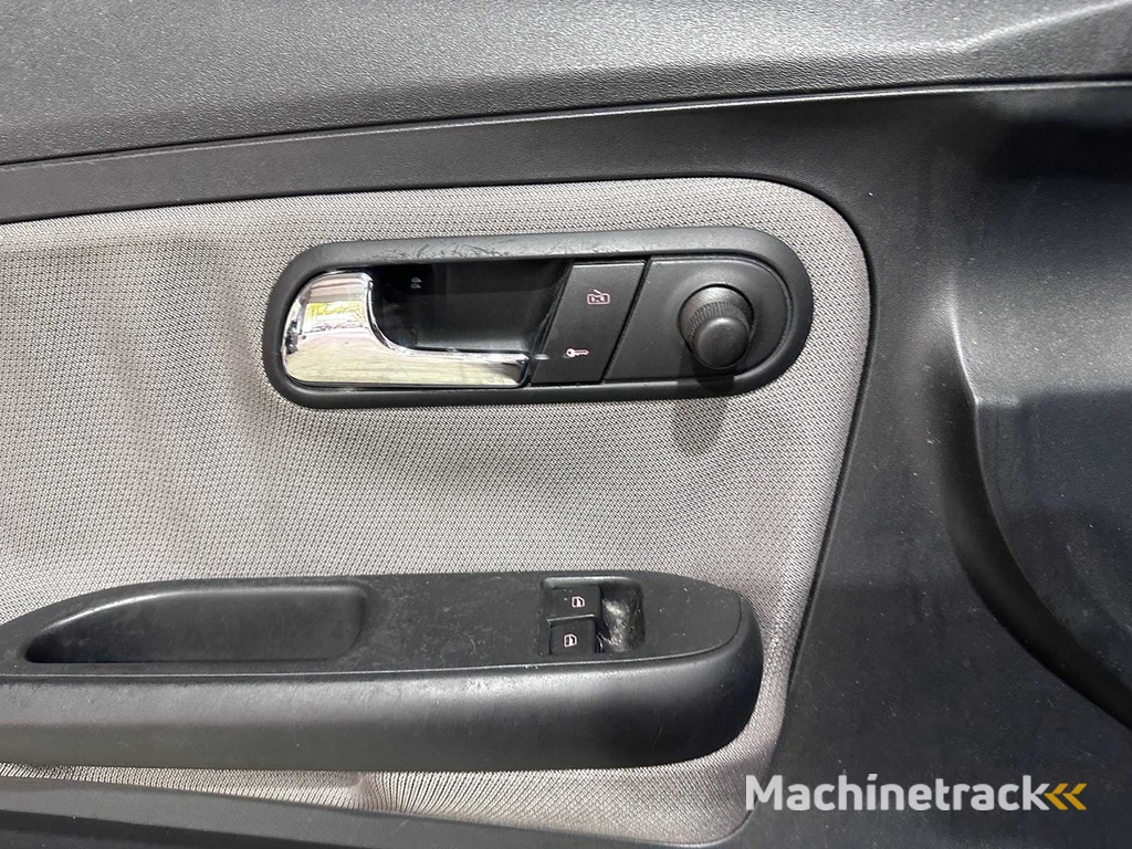 SEAT - Ibiza - 1.4-16V Stella - 51-ND-LR