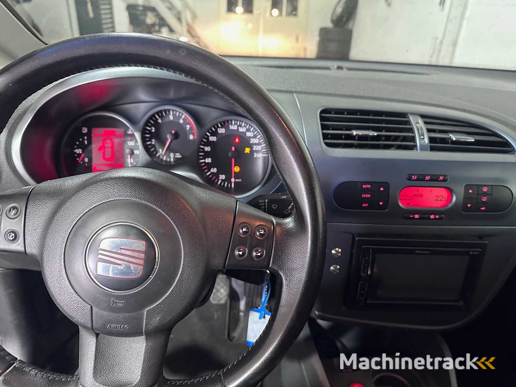 SEAT - Leon - 1.4 TSI Dynamic St. - 22-JDT-3