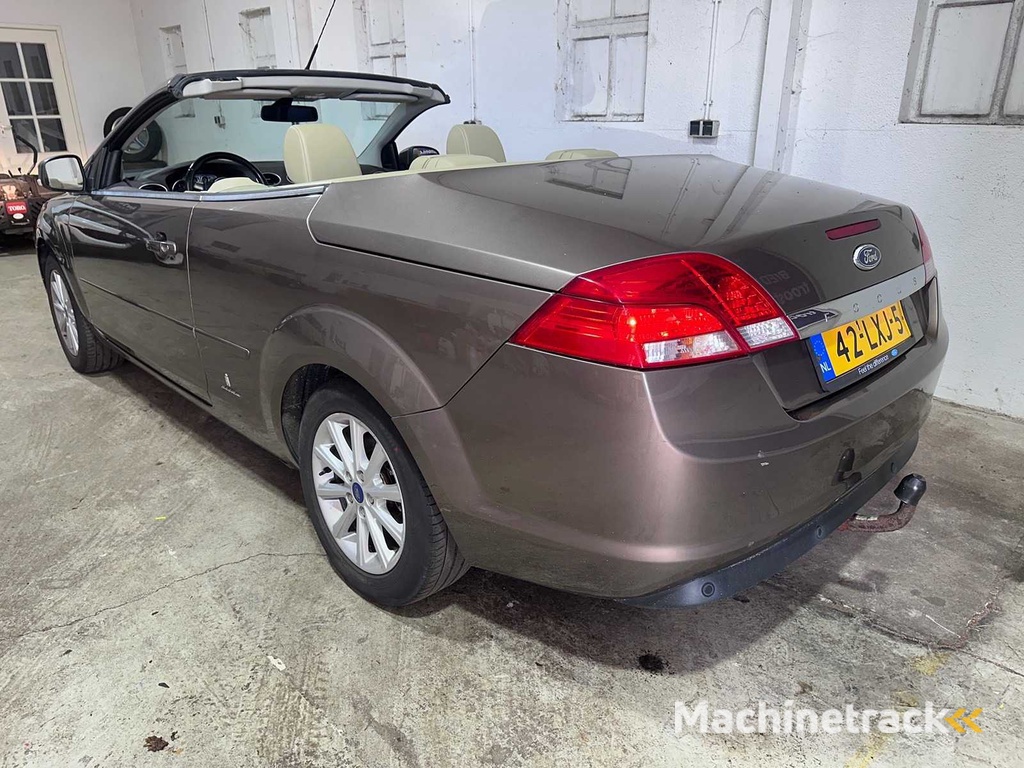 Ford - Focus Coupé-Cabriolet - 2.0 Titan - 42-LXJ-5