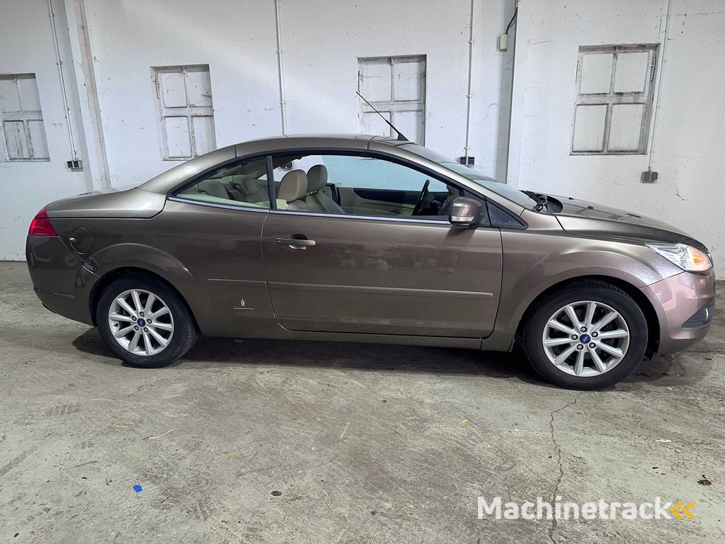 Ford - Focus Coupé-Cabriolet - 2.0 Titan - 42-LXJ-5
