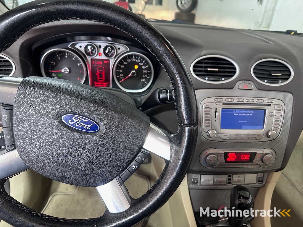 Ford - Focus Coupé-Cabriolet - 2.0 Titan - 42-LXJ-5