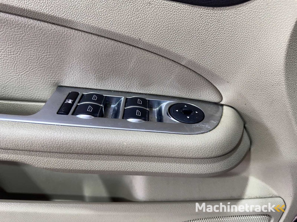 Ford - Focus Coupé-Cabriolet - 2.0 Titan - 42-LXJ-5