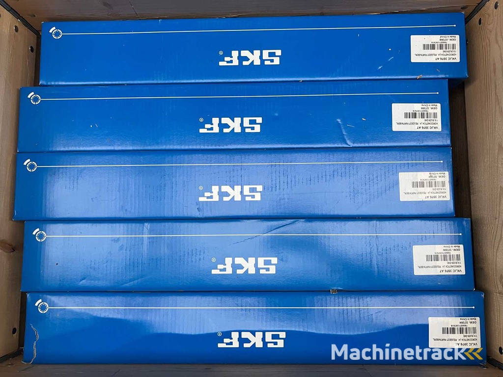 197 kg net automotive bearings from SKF